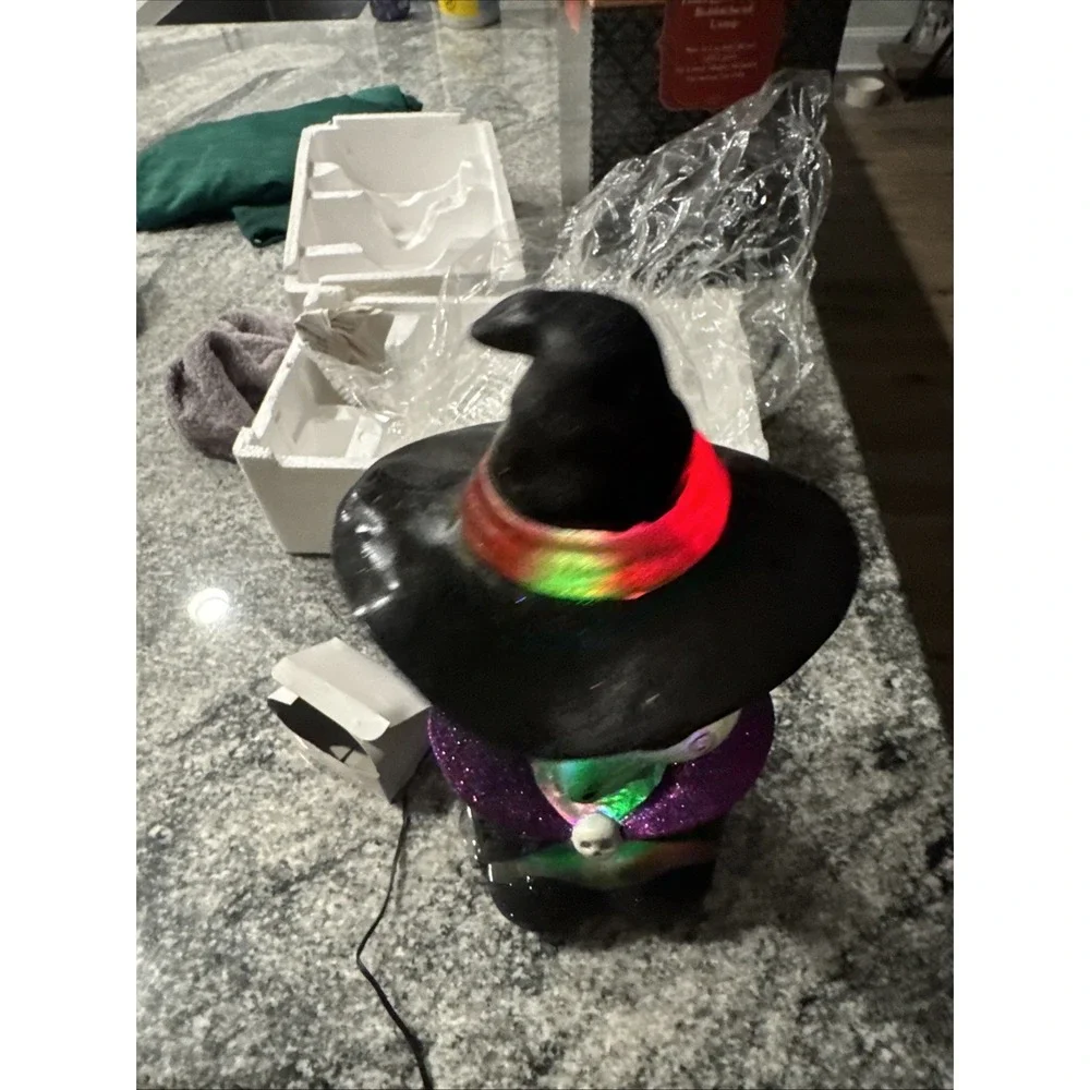 Halloween Witch Bobblehead LED Lamp 12.6
